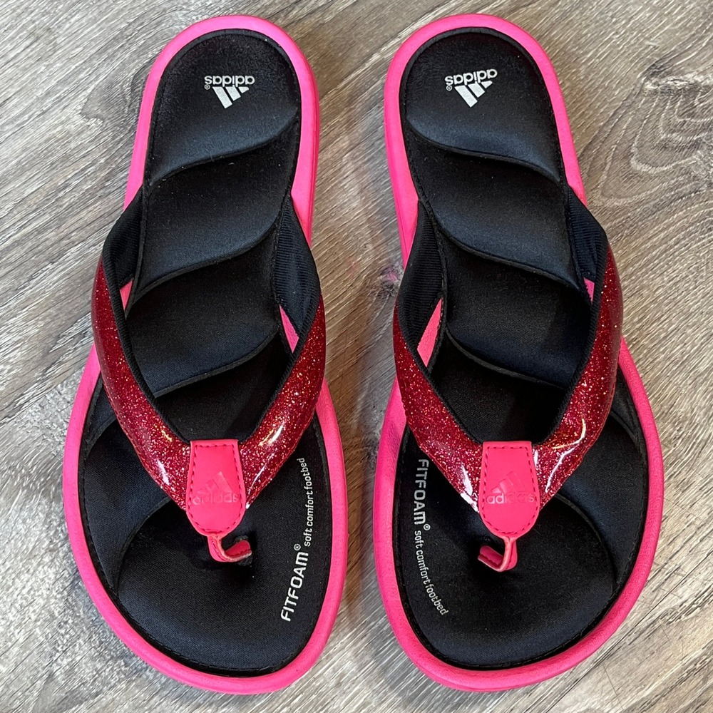 Adidas FitFoam Women 9 Pink Black Red Glitter Thong Flip Flop Sandals V21529